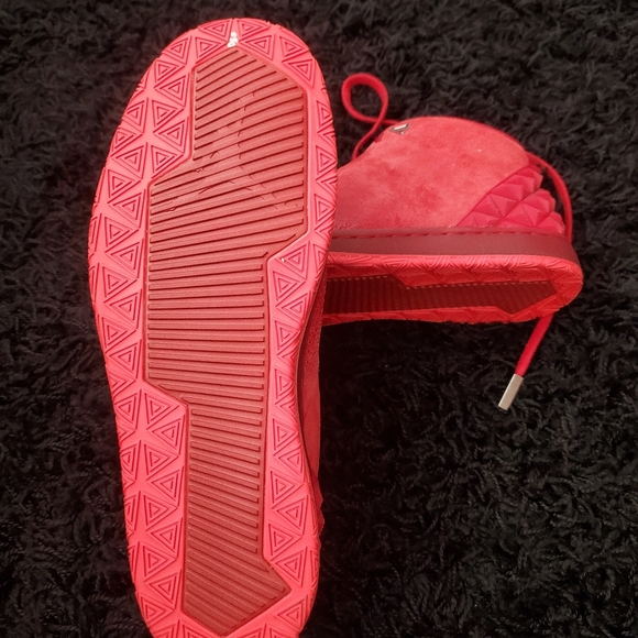 Jordans - Picture 3 of 5